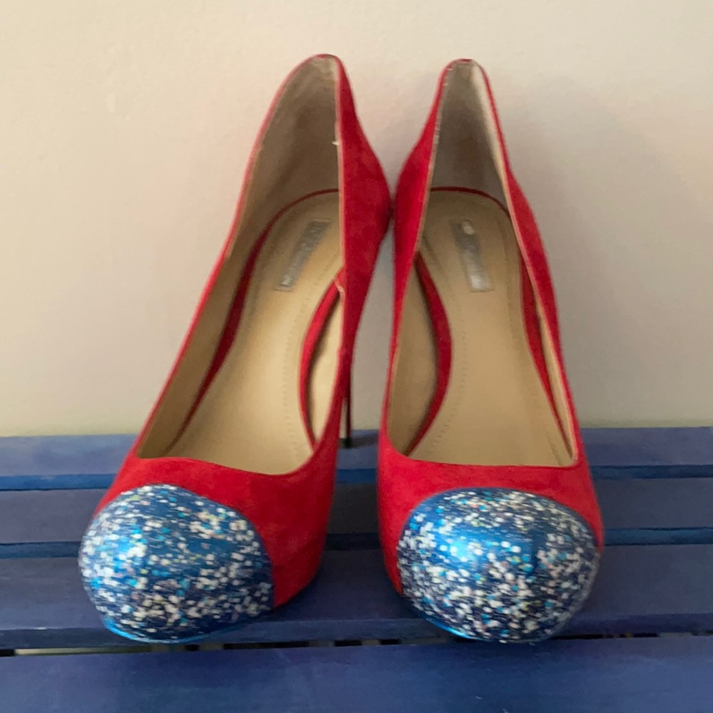 Bcbcgeneration cap toe stiletto pumps